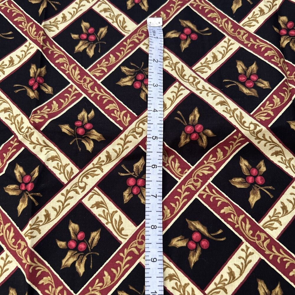 Cranston Cotton Quilting Fabric Lyndhurst Lattice Floral Scroll Holly Black